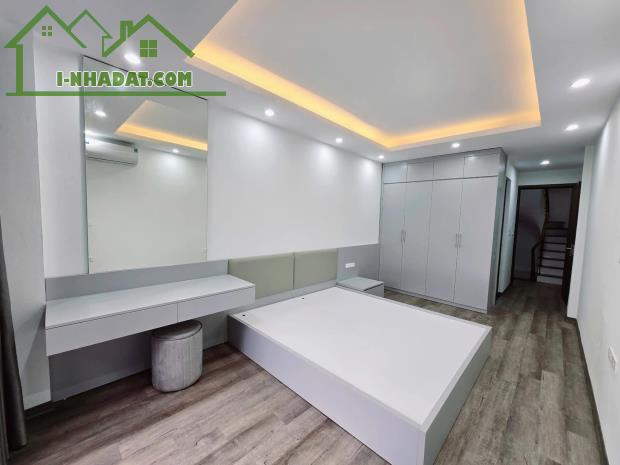 BÁN NHÀ PHÚ ĐÔ - 35M², 6 TẦNG, THANG MÁY - Ô TÔ 7 CHỖ ĐỖ CỬA - NHÀ MỚI ĐẸP - GIÁ 8.7 TỶ - 4