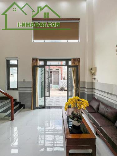 Bán nhà 1 trệt 1 lửng mới đẹp, sổ hồng, hoàn công đầy đủ, P.Hưng Lợi - 2