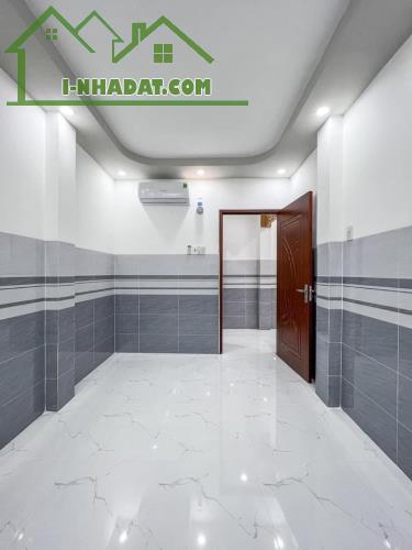 Bán nhà 1 trệt 1 lửng mới đẹp, sổ hồng, hoàn công đầy đủ, P.Hưng Lợi - 1
