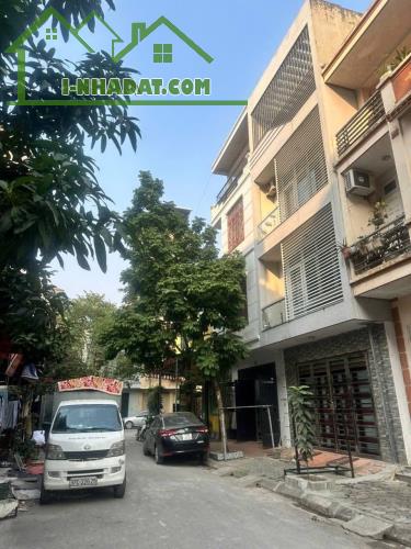 CƠ HỘI SỞ HỮU ĐẤT  ĐẤU GIÁ MẬU LƯƠNG- GIÁ TỐT.

Diện tích: 60 m²-mt 5m. giá đẹp. - 1