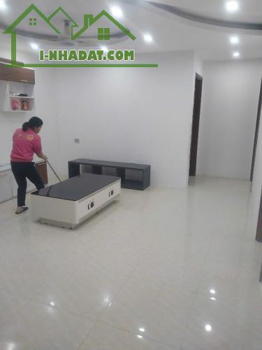 Căn hộ 83m2 3PN 2WC full nội thất khu đô thị Mỹ Đình II giá hơn 4 tỷ