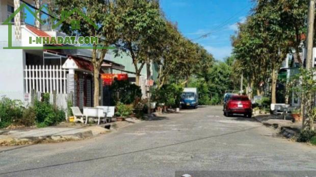 Bán nhà khu dân cư Sao Mai Thành phố Bến Tre, 3 phòng ngủ, 2wc có gác