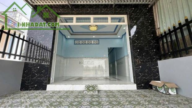 Nhà mặt tiền đường Lộc Trung, xã Mỹ Lộc, Cần Giuộc dt 86m2 2pn 1wc giá 1,95 tỷ - 2