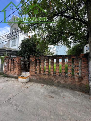 Bán đất đường Xóm Chiếu gần chợ chiều Vĩnh Ngọc full thổ cư