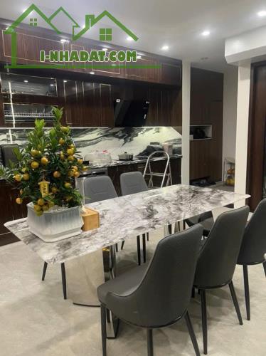 Hoa hậu ngõ VIP 97 Văn Cao, Ba Đình, 7 tầng, thang máy, ô tô vào nhà, 44.8m, 11.2tỷ - 1