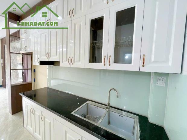 Bán Nhà Nguyễn Khoái Mới Kính Koong