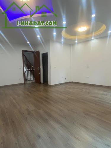 BÁN NHÀ TRUNG TÂM HAI BÀ TRƯNG NGÕ THÔNG KINH DOANH THANG MÁY Ô TÔ VÀO NHÀ 48M 12 TỶ - 3