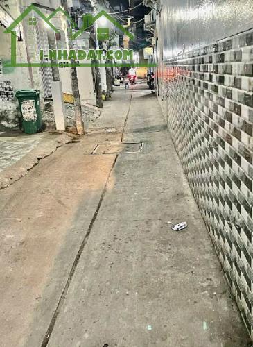 NHÀ TRUNG TÂM QUẬN  CÁCH MẶT TIỀN NGUYỄN THỊ THẬP CHỈ 15M - HẺM THÔNG GIÁ 3,5 T