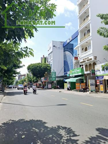 Cho thuê nhà 4 Tầng, 5Pn Mặt tiền đường Tân Sơn Nhì, Tân Phú - 3