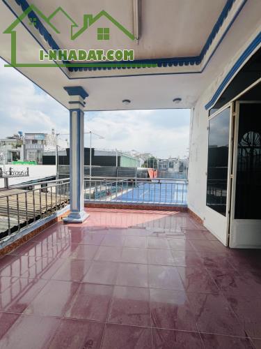 NHÀ GIÁ RẺ, PHAN VĂN HỚN QUẬN 12, 100M2 NGANG 5M, HẺM XE HƠI ĐẬU CỬA CHỈ 5 TỶ 600 - 3