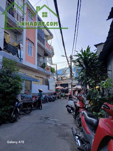 NHÀ TRƯỜNG CHINH QUẬN 12-NGAY CHỢ LAC QUANG 85M2 NGANG 4.5M- GIÁ TỐT CHỈ 6 TỶ - 3