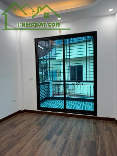 Trung tân đống đa , nhà xây mới , dt 50m2  x 5 tầng , 8 ngủ vệ sinh kép kín , giá 7.5tỷ - 1