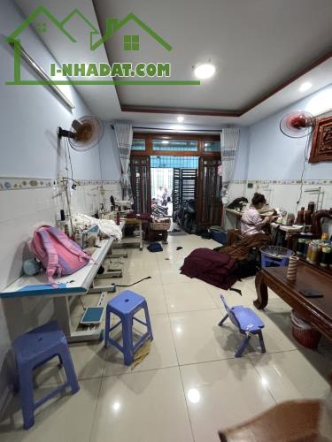 Bán nhà 58m2, HXH, Liên Khu 5-6, Bình Tân, 3 tầng, 4 PN, giá 4 tỷ 350 còn thương lượng. - 2