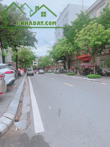 Bán NHà Mặt Phố Nguyễn Văn Ngọc 7 Tầng Vỉa Hè Kinh Doanh Giá 45.6 tỷ