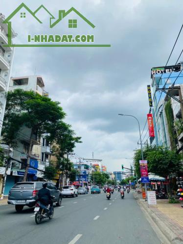 nhà mặt tiền Đinh Bộ Lĩnh, P24, bình Thạnh.DT:4x15, 1tr1l - 3