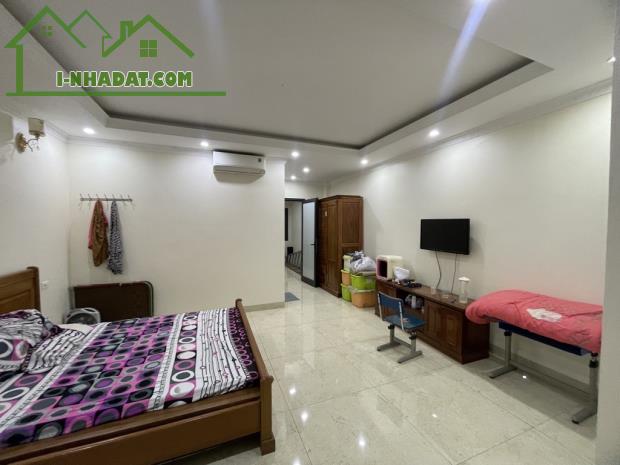 Nhà 5 tầng Dân xây Giang Biên, ô tô tránh, gần hồ, ô chờ thang máy 90m, MT 5m, nhỉnh 15tỷ - 1