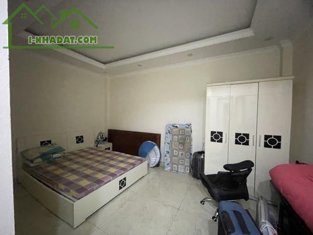 Nhà 5 tầng Dân xây Giang Biên, ô tô tránh, gần hồ, ô chờ thang máy 90m, MT 5m, nhỉnh 15tỷ - 3