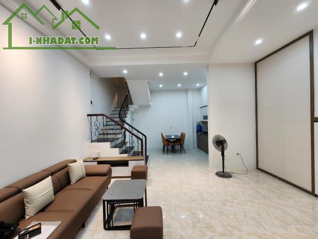 MẶT NGÕ BẠCH MAI - 20M RA PHỐ - NGÕ ÔTÔ QUA KINH DOANH ĐỈNH - GIÁ 9.8 TỶ - 2