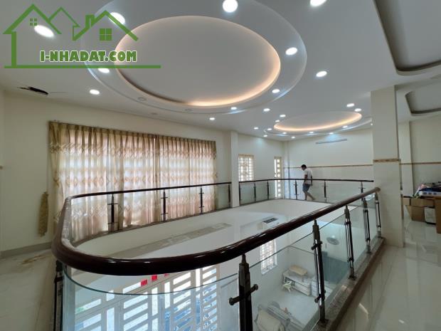 Bán nhà MT Dương Khuê, P. Hiệp Tân, Q. Tân Phú - 230m2 (10x24m) - 31 Tỷ - 2