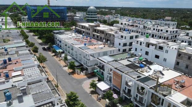 Nhà 1 trệt 2 lầu khu đô thị Hưng Phú - 1