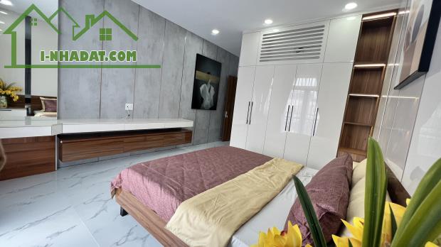 Giảm giá mạnh chiết khấu thả ga bán lỗ căn nhà ngay mặt tiền đường Hồ Văn Long - 3