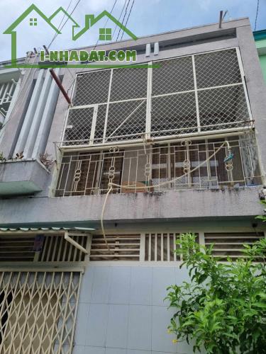 CHỈ 4.5TỶ- [P3Q8] -DT: 55 M2 (4 X 14) - HẺM -PHẠM THẾ HIỂN- RỘNG 4M - 1