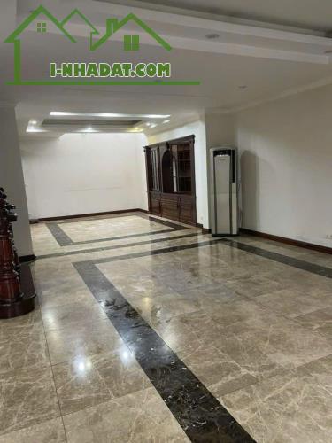 BIỆT THỰ MẶT PHỐ - ĐỐI DIỆN LOTTE TÂY HỒ - MẶT SAU NHÀ LÀ HỒ TÂY - Ở VÀ KINH DOANH, - 1