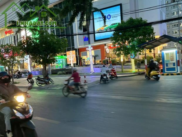 Siêu phẩm 3 lầu đẹp HXH Đinh Bộ Lĩnh BT 53m2 tặng nội thất ở ngay gần Q1 chỉ 8.55 tỷ. - 4