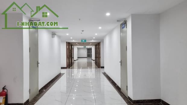 Bán chung cư 3 phòng ngủ đối diện Bảo hiểm Xã hội Việt Nam, 105m2, 6.8 tỷ - 3