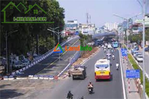 Bán nhà mặt phố Âu Cơ, quận Tây Hồ, 246m2 , mặt tiền 13m căn góc