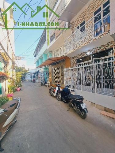 BÁN NHÀ HẺM 581 TRƯỜNG CHINH, TÂN BÌNH – 33M² – 2 TẦNG – NHÀ ĐẸP, GIÁ TỐT