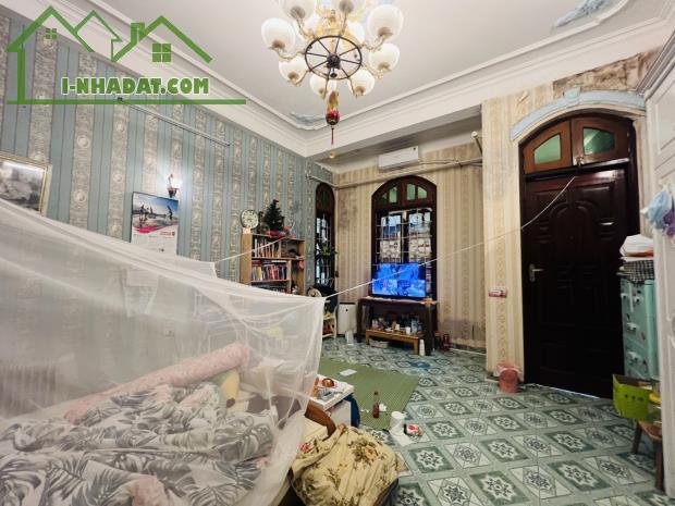 Bán nhà Hoàng Minh Đạo,Long Biên 5 tầng,64m,mt4.8m oto vào nhà nhỉnh 11 tỷ - 4