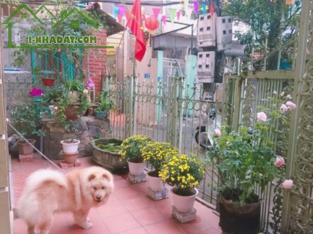 Cho thuê nhà 3 tầng ngõ 63, An Dương Vương, HN - 1