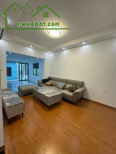 BÁN NHÀ TẬP THỂ TẦNG 2 NGUYỄN TRÃI - THANH XUÂN - DIỆN TÍCH 63M2 - GIÁ 2.58 TỶ - Ô TÔ ĐỖ C - 4