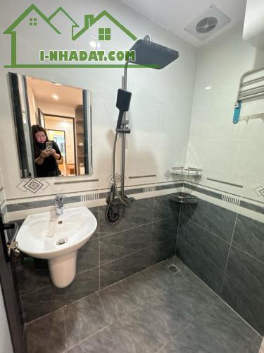 BÁN NHÀ TẬP THỂ TẦNG 2 NGUYỄN TRÃI - THANH XUÂN - DIỆN TÍCH 63M2 - GIÁ 2.58 TỶ - Ô TÔ ĐỖ C - 5