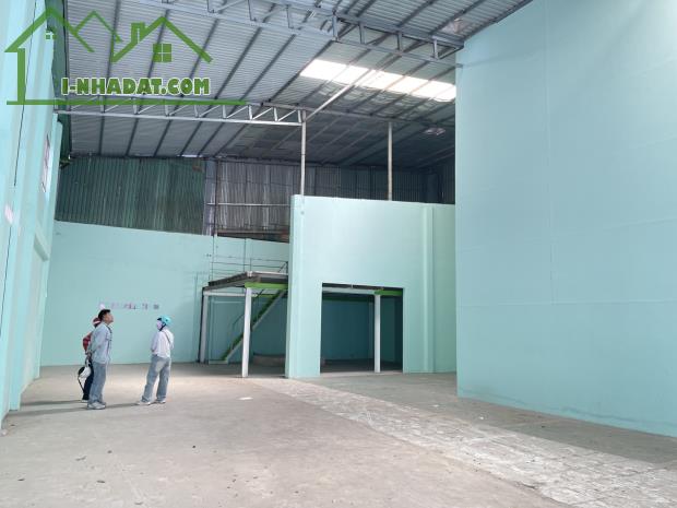 Bán Xưởng 1 Sẹc Ngắn Bình Thành Bình Tân DT 342m2 Giá Chỉ 11.5 Tỷ - 2