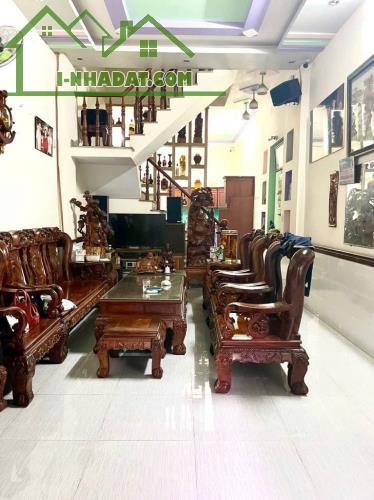 NHÀ MẶT TIỀN HUỲNH THỊ HAI 84M2 X 4 TẦNG GIÁ CHỈ 8 TỶ ĐỒNG - 1