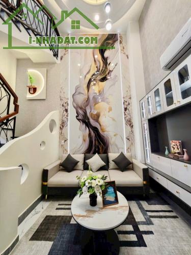 CẦN BÁN NHÀ PHÚ NHUẬN HXH NHÀ 40M2 NHÀ 3 LẦU 3 PN GIÁ 6 TỶ HƠN - 2