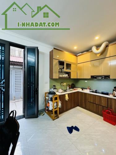 Bán nhà phố Mai Động, 39m2x3, sân vườn cực chill, nhà nhà đẹp ở luôn. Giá 5.15 tỷ - 1