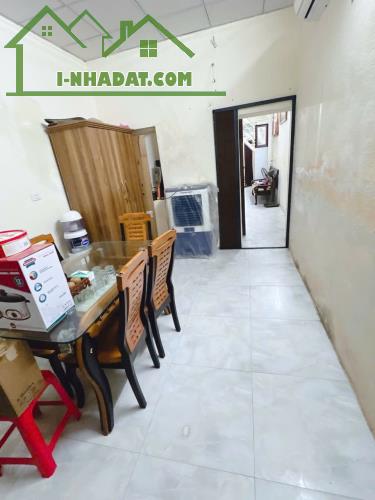 Bán 🏠 đường 🚘 giá chỉ hơn 1 tỷ5 p. Đông Sơn