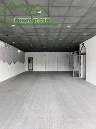 Cho thuê nhà mặt tiền ngang 8m đường nguyễn văn cừ gần đhyd giá 55 triệu - 1