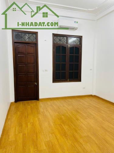Cần Bán Gấp Căn Nhà Dân Xây Ở Tô Hiệu,HĐ,Ô Tô Đỗ Ngay Cạnh Nhà.Gía 8.8Tỷ CóTL - 2