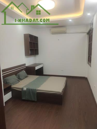 Chính chủ bán nhà phân lô, ngõ ô tô, 495 Nguyễn Trãi, Thanh Xuân: DT 50m2 , 4 tầng, MT