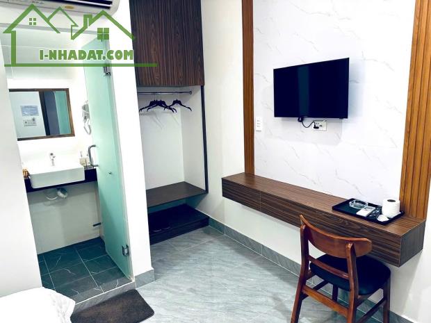 NHÀ MẶT TIỀN ĐƯỜNG NGANG 6M . SỔ HỒNG RIÊNG NỞ HẬU - CÔNG NHẬN ĐỦ 207M2 - 2
