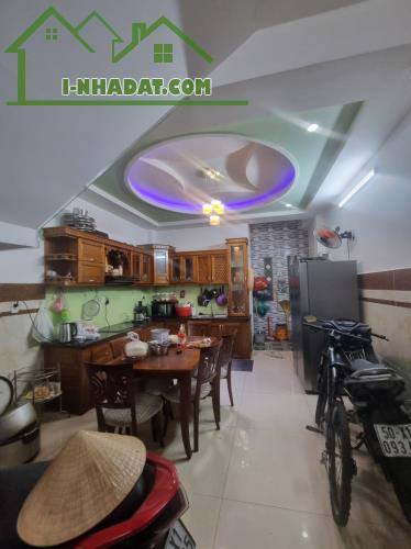Bán nhà mặt phố Tân Hòa 2, Q.9, 68m2, 4 tầng, 7.8 tỷ, sổ hồng - 3
