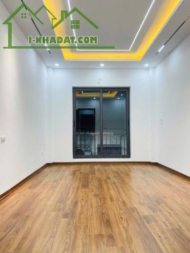 BÁN NHÀ ĐẸP GIÁP BÁT HM 34M 6 TẦNG THANG MÁY GẦN PHỐ TIỆN TRƯỜNG CHỢ Ở SƯỚNG TƯƠNG LAI - 3