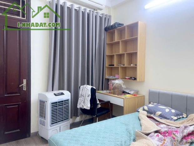 BÁN NHÀ NGÕ HOÀ BÌNH 7, 40M, 4T, MT 4M, NGÕ RỘNG, GẦN PHỐ, TRUNG TÂM, CHỈ 7,7 TỶ.