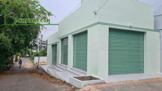 Cần bán nhanh căn nhà góc 2 mặt tiền đường Điện Biên Phủ, phường Long Toàn, TP Bà Rịa.