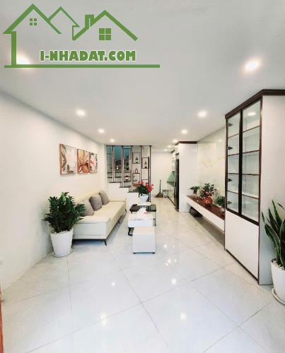 BÁN NHÀ  MINH KHAI- HAI BÀ TRƯNG- FULL NỘI THẤT-MỚI KÍNH KOONG- NHỈNH 5 TỶ. - 3