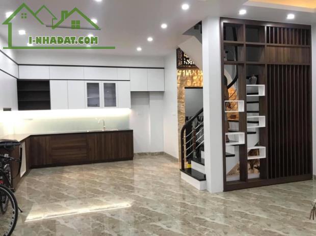 Bán nhà 5 tầng Đại Cát, Liên Mạc, Bắc Từ Liêm 35m2, giá hơn 5 tỷ. - 1